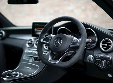 Mercedes-Benz C63 Edition 1 'Motorsport' 11