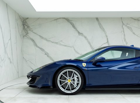 Ferrari 488 Pista 29