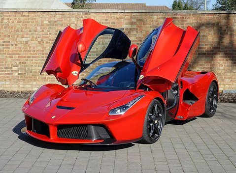 Ferrari LaFerrari 10