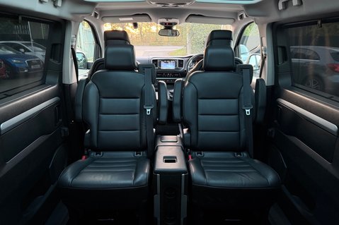 Toyota Proace Verso D-4D L2 VIP - 7 SEATER - AUTOMATIC  22