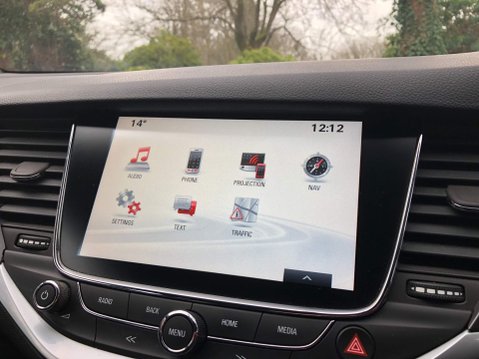 Vauxhall Astra 1.6 CDTi Tech Line Sports Tourer Euro 6 (s/s) 5dr 8