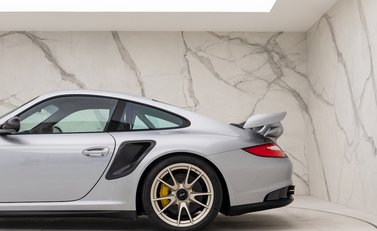 Porsche 911 (997) GT2 RS 30