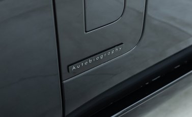 Land Rover Range Rover P530 Autobiography LWB (7 Seat) 32