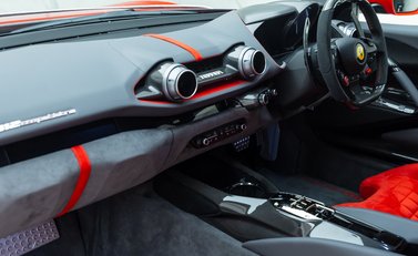 Ferrari 812 Competizione 20
