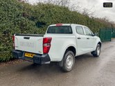 Isuzu D-Max Utility | 1.9 LT | Double Cab | Rear Diff Lock | Camera | EURO 6 3