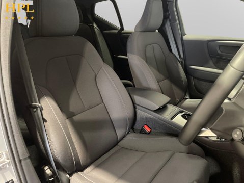 Volvo XC40 Recharge 69kWh Core SUV 5dr Electric Auto RWD (238 ps) 11