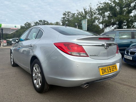 Vauxhall Insignia 2.0 CDTi SE Nav Hatchback 5dr Diesel Auto Euro 5 (160 ps) 4