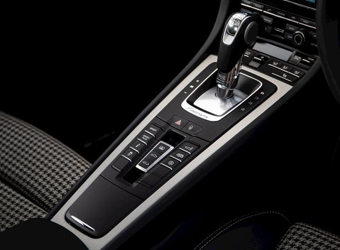 Porsche 911 50th Anniversary Edition 20