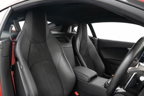 Jaguar F-Type 2.0i GPF R-Dynamic Coupe 2dr Petrol Auto Euro 6 (s/s) (300 ps) 3