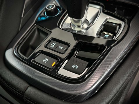 Jaguar F-Type 2.0 F-Type I4 R-Dynamic Auto 3dr 47