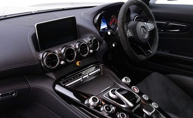 Mercedes-Benz G Series AMG GT R PREMIUM 9