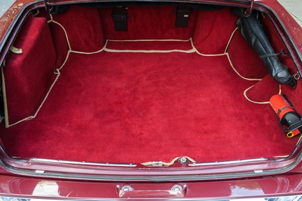 Rolls-Royce Silver Shadow II 28