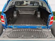 Mitsubishi L200 2.4 L200 Barbarian DI-D Auto 4WD 16