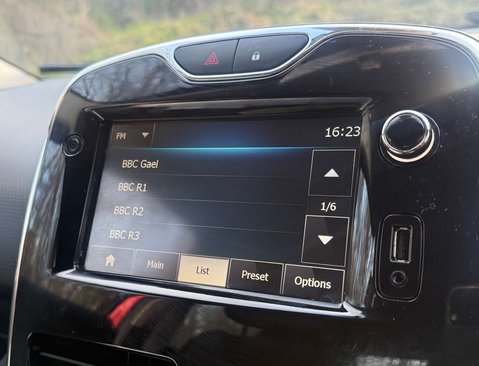 Renault Clio 1.1 Clio Dynamique MediaNav 5dr 18