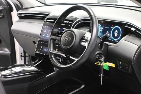Hyundai TUCSON 1.6 Tucson SE Connect TGDi HEV Auto 5dr 19