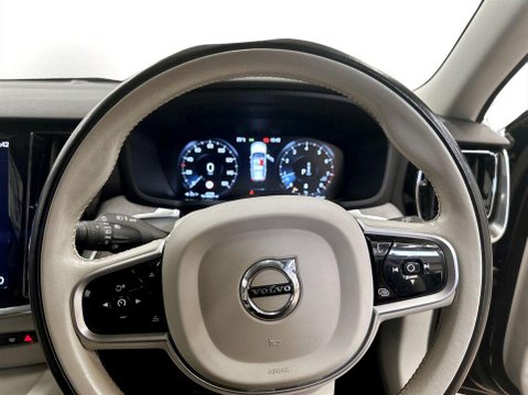 Volvo V60 2.0 B5 MHEV Estate 5dr Petrol Hybrid Auto AWD Euro 6 (s/s) (250 ps) 2 Owner 13
