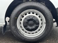 Ford Transit Custom 320 L2 Leader 130 ps DCIV with Air Conditioning 30