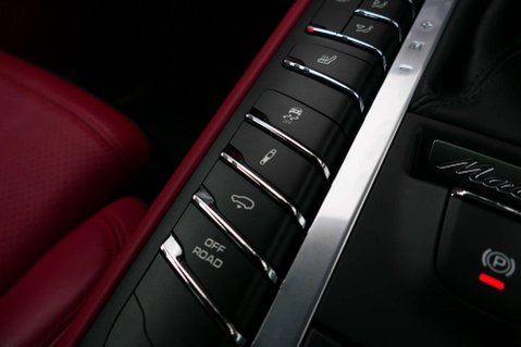 Porsche Macan 2.9 Macan T Semi-Auto 4WD 5dr 33