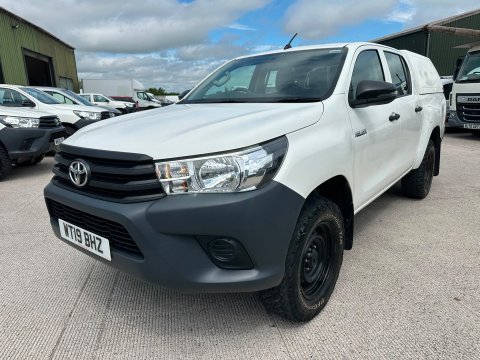 Toyota Hilux ACTIVE 4WD D-4D DCB 1