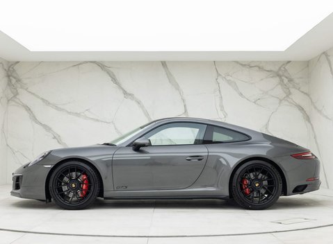 Porsche 911 Carrera 4 GTS (991.2) 2