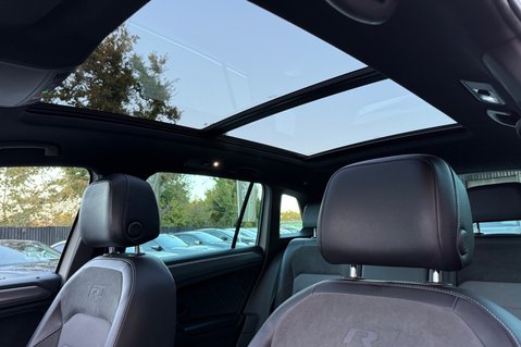 Volkswagen Tiguan R-LINE TECH TDI 4MOTION DSG -TOWBAR -ELECTRIC TAILGATE -KEYLESS -CARPLAY 3