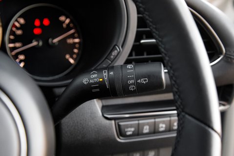 Mazda 3 GT SPORT TECH MHEV 18