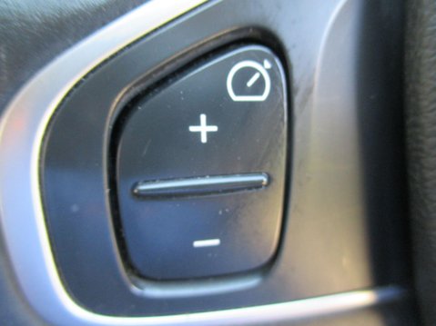 Renault Captur 0.9 TCe ENERGY Dynamique Nav Euro 6 (s/s) 5dr 28
