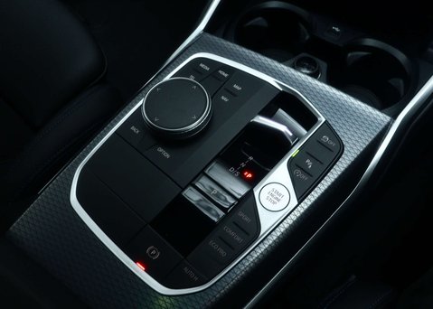 BMW 3 Series 2.0 320i M Sport Saloon 4dr Petrol Auto Euro 6 (s/s) (184 ps) 35