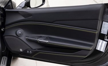 Ferrari 488 Spider 19