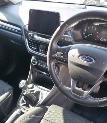Ford Puma TITANIUM STUNNING EXAMPLE..1 PREVIOUS OWNER,SAT NAV,1/2 LEATHER.. 3
