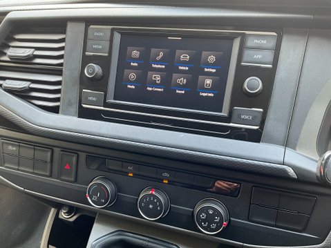 Volkswagen Transporter T28 TDI P/V STARTLINE 16