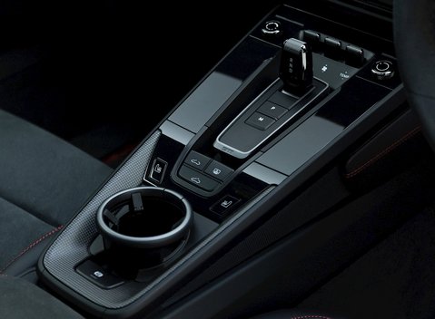 Porsche 911 (992) Carrera 4 GTS 19