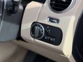 Land Rover Discovery 3.0 SD V6 HSE SUV 5dr Diesel Auto 4WD Euro 5 (s/s) (255 bhp) 36
