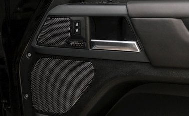 Land Rover Defender 90 X D300 19