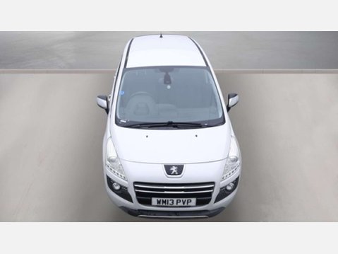 Peugeot 3008 2.0 h e-HDi SR SUV 5dr Diesel Hybrid EGC 4WD Euro 5 (s/s) (200 ps) 2