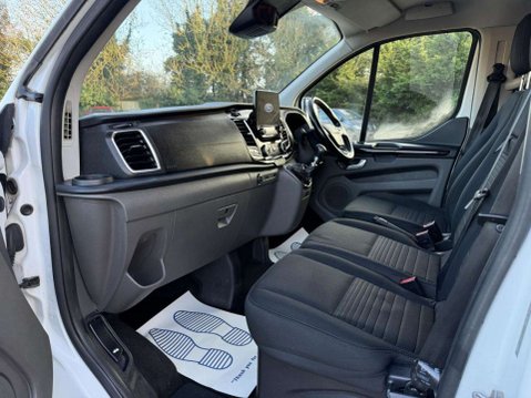 Ford Transit Custom 2.0 300 EcoBlue Limited Crew Van Double Cab 5dr Diesel Manual L2 H1 Euro 6 3
