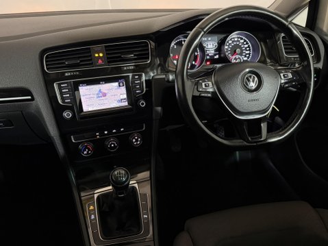 Volkswagen Golf GT TDI BLUEMOTION TECHNOLOGY 12