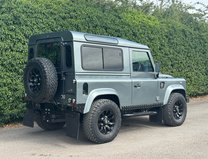 Land Rover Defender 2.2 TDCi XS Hard Top SUV 3dr Diesel Manual 4WD SWB Euro 5 (122 ps) 6