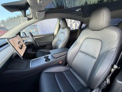 Tesla Model Y (Dual Motor) Long Range SUV 5dr Electric Auto 4WDE (384 bhp) 28