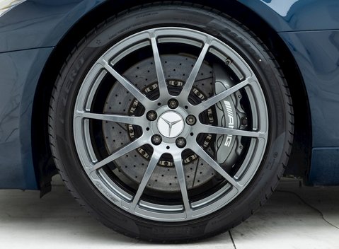 Mercedes-Benz SLS AMG 11