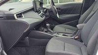 Toyota Corolla 1.8 VVT-h Design Touring Sports 5dr Petrol Hybrid CVT Euro 6 (s/s) (122 ps) 32