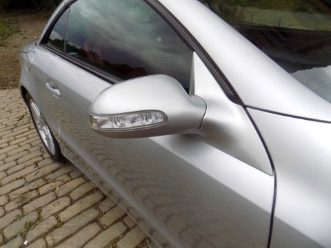 Mercedes-Benz SL Series SL500 46