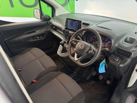Vauxhall Combo 1.5 Combo 2300 Professional Turbo D S/S 2