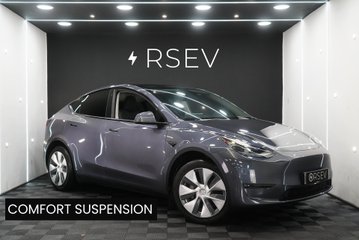 Tesla Model Y LONG RANGE AWD Comfort Suspension One Owner Tesla Comp Warranty until 12/27