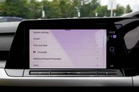 Volkswagen Golf LIFE TSI 32