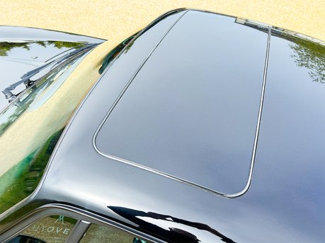 Porsche 911 CARRERA 4 34