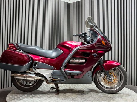 Honda ST 1998 58K GOOD RUNNING LIGHT PROJECT BIKE 1100CC