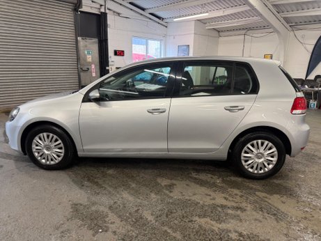 Volkswagen Golf 1.2 TSI S Euro 5 5dr 4