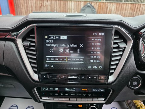 Isuzu D-Max V-CROSS DCB AUTO 20