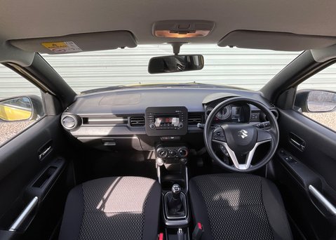 Suzuki Ignis SZ3 DUALJET MHEV 17